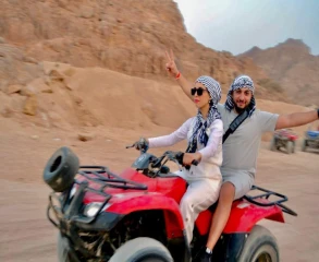 Moto Safari e Shaya Badua, il viaggio del tramonto